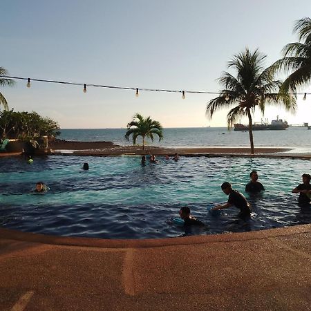 Ehsan Seaview Hotel Port Dickson Buitenkant foto